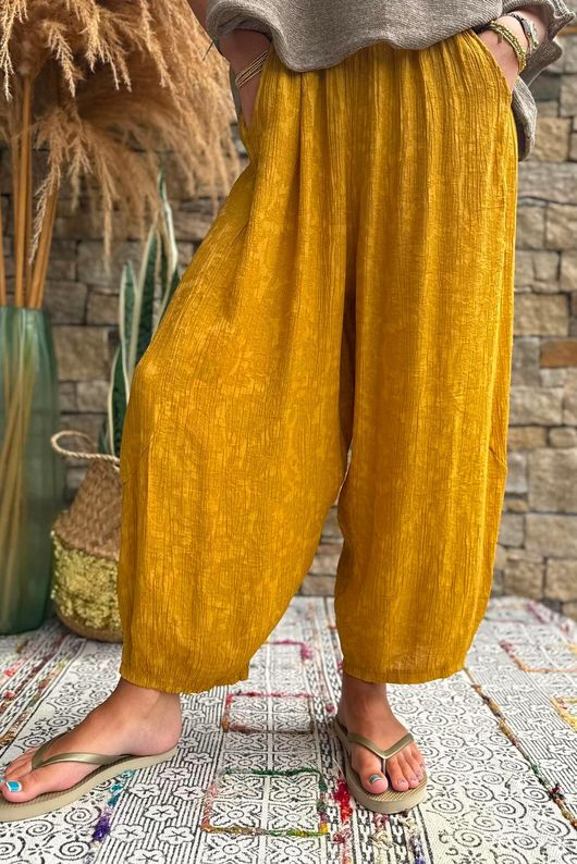 Kiti Paisley Damask 7/8 Barrel Leg Pant Tumeric